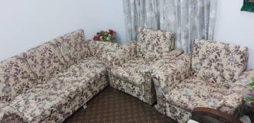 vintage style sofa in best price