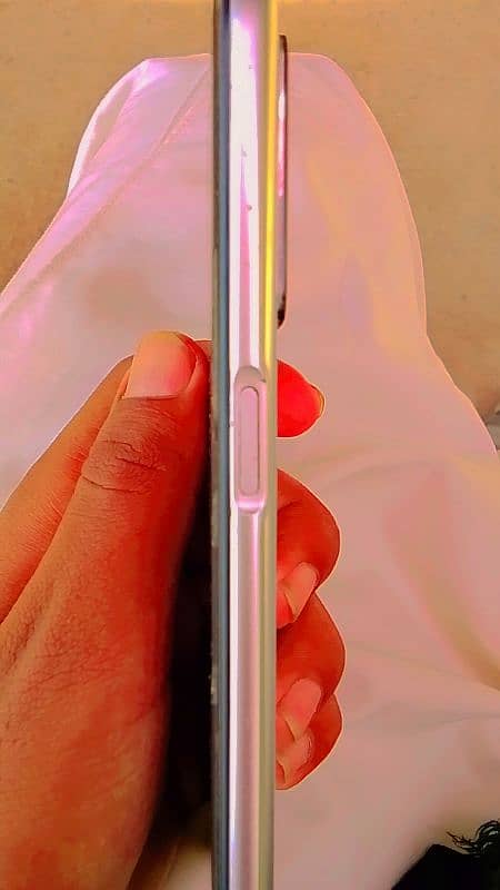 Best battery timing or Best processor and New Condition 1