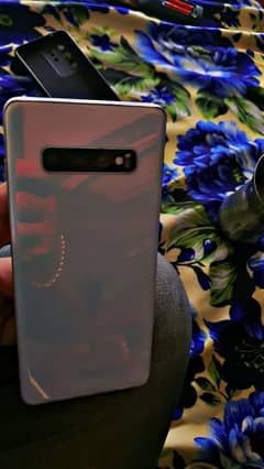 Samsung S10 plus 8 128