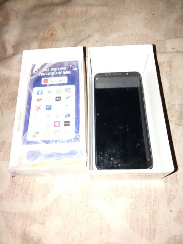 huawei y5p all ok not open guarantee box and all item available 0