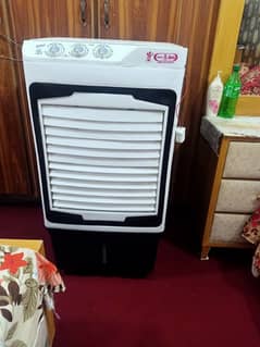 12 Volte Air Color new condition