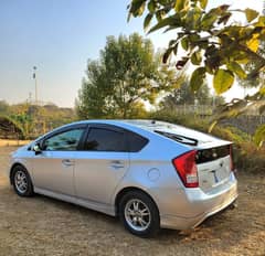 Toyota Prius s 1.8