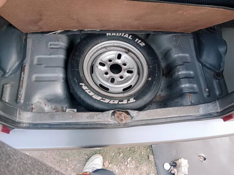 Mehran vxr 2013 iner jenvion outer jenvion  plz read add mention phone 9