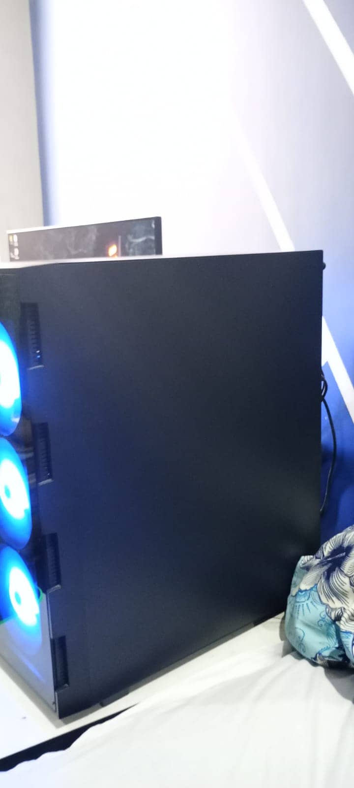 Gaming Computer 10/10 condition 1