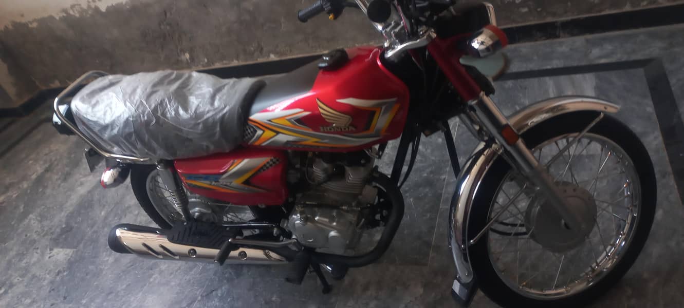 HONDA CG 125 25 MODAL 1324 KM USED 0