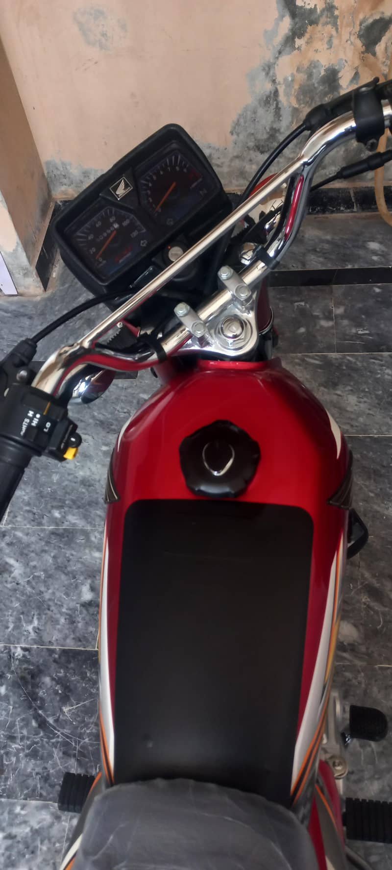 HONDA CG 125 25 MODAL 1324 KM USED 2