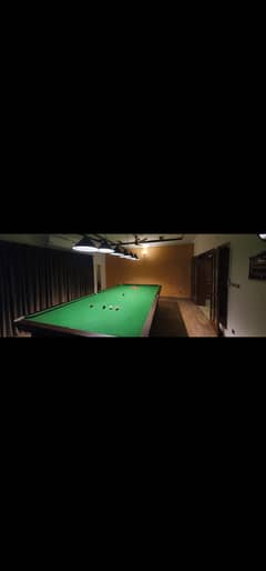 Snooker Table for Sale — Cues, Balls & Hanging lights included
