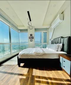 LUXURIOUS