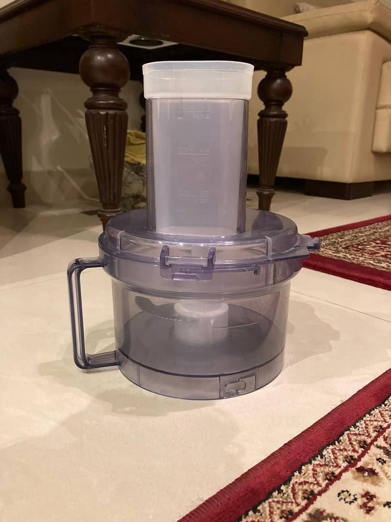 Panasonic Food Processor - with multiple attachments 5