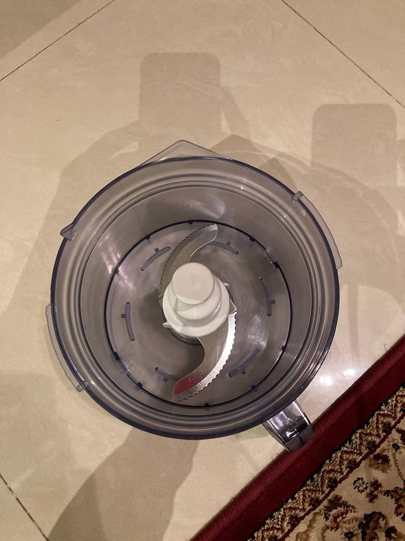 Panasonic Food Processor - with multiple attachments 6