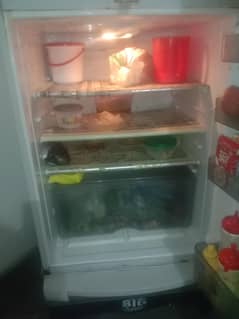 Dawlance fridge standard size