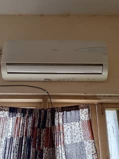 Haier ac 1 ton all ok bss gass charge krni lick nhi hai
