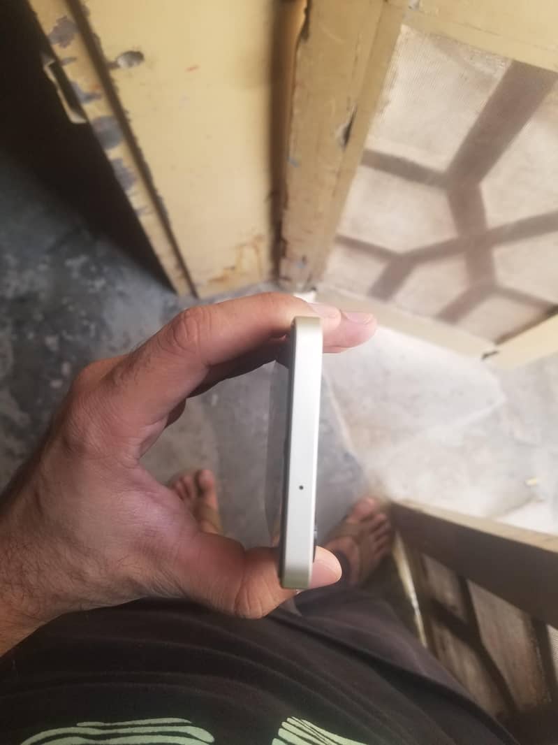 Samsung A06 only set only 2months use 1