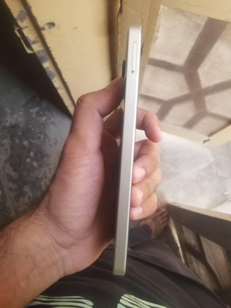 Samsung A06 only set only 2months use 4
