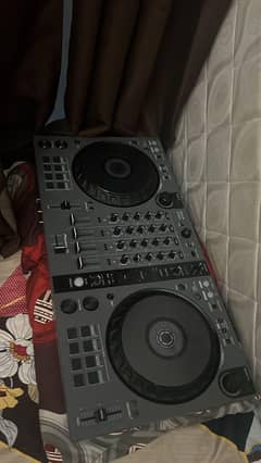 FLX 6 dj controller
