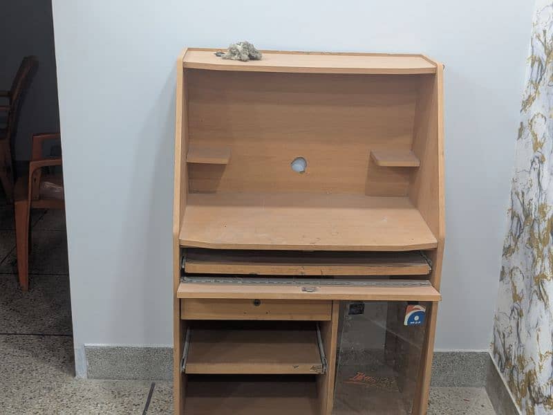 Office table and Computer desk 1
