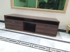 Led tv Console good condition urjent for sale cheap price (call only)