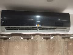 Gree 1 ton inverter AC for sale