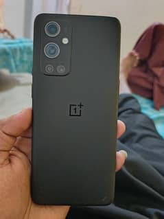 One Plus  9pro 5G 8+8 256GB