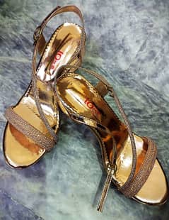 Heel for women in New Condition