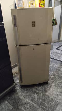 Dawlance refrigerator full size