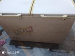 waves Triplet Double Door freezer
