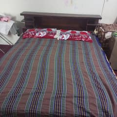 King Bed With Dressing Table