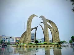 1 Kanal Facing Park Pair Plot Available For Sale At Very Prime Location Of Tauheed Block, Bahria Town Lahore