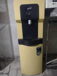 Homage water dispenser lush condition