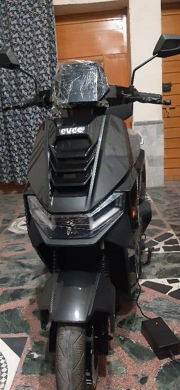 evee electric scooter