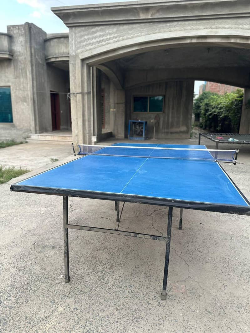 Table and Racket 8