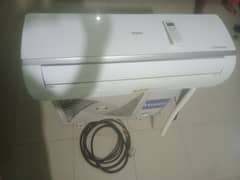 Haier DC inverter 1 ton 03337804075