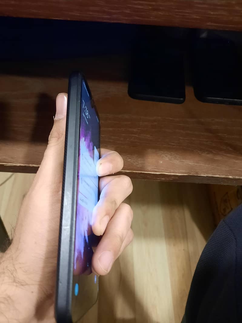 Tcl 30z Non Pta - PUB G working smooth 0