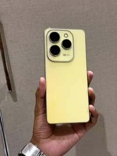 infinix hot 40 pro