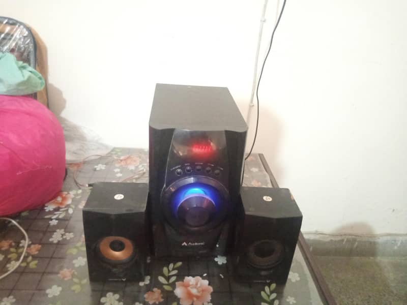 speakers with bwoofer 0