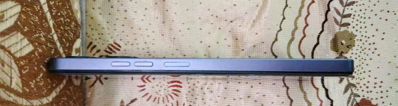 Tecno Spark 20c  10/10 condition with Box And it's original Charger . 3