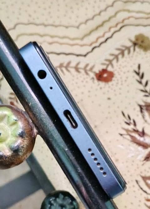 Tecno Spark 20c  10/10 condition with Box And it's original Charger . 4