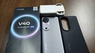Vivo V40 12/256gb - 10/10 - with box and accessories