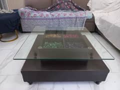 Center table set available in good condition