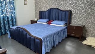 Tufted Bed with Wooden Border
