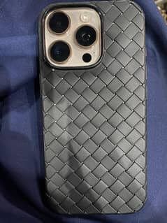 Apple iPhone 16 Pro