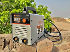 SANREX ZX7 - 285L WELDING MACHINE