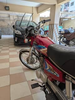 Unique ud 125 cc bike heavy bike