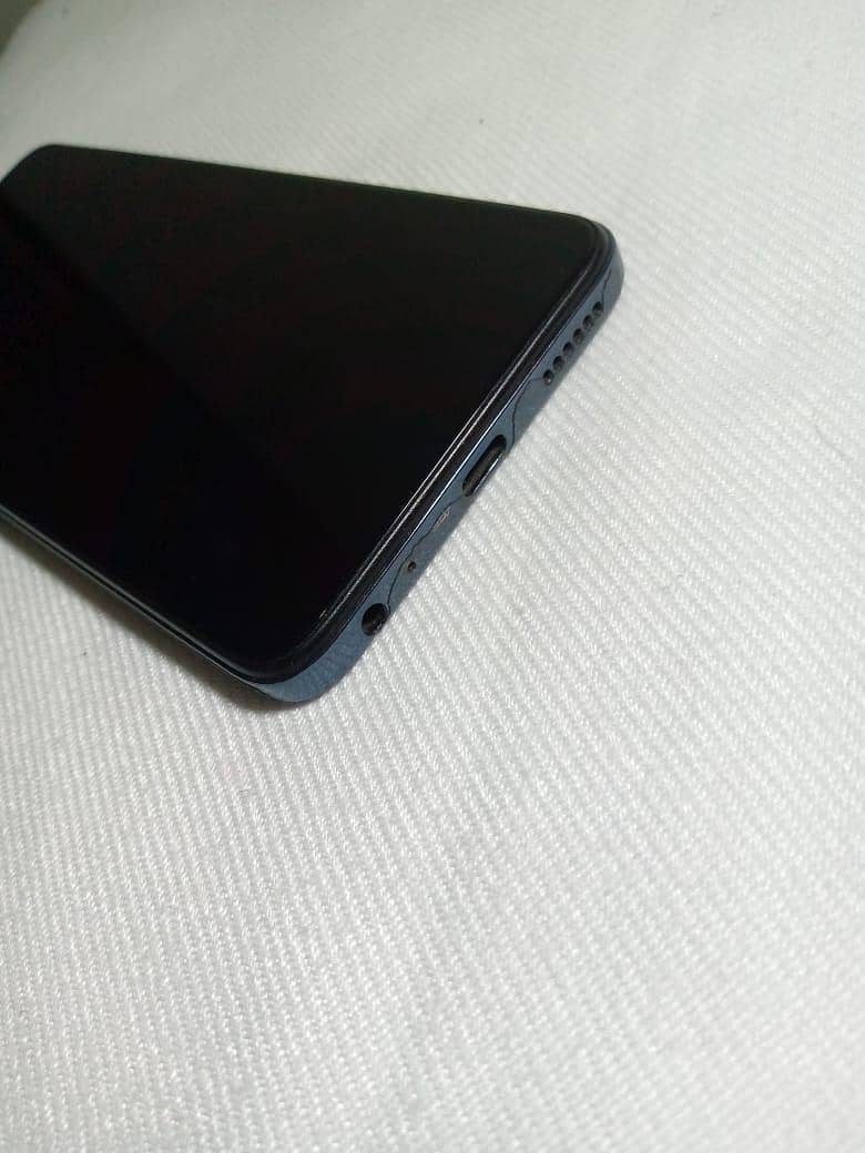 Tecno spark 10c 4