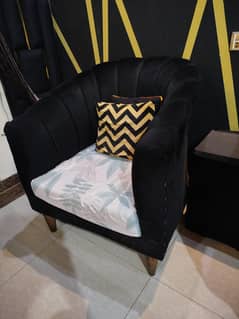 10/10 Sofa set 2 seater for sale