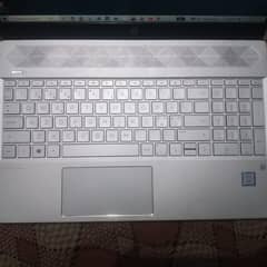 HP LAPTOP CORE I3 8 GEN 8/256 SSD