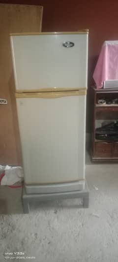 Dawlance medium size freezer