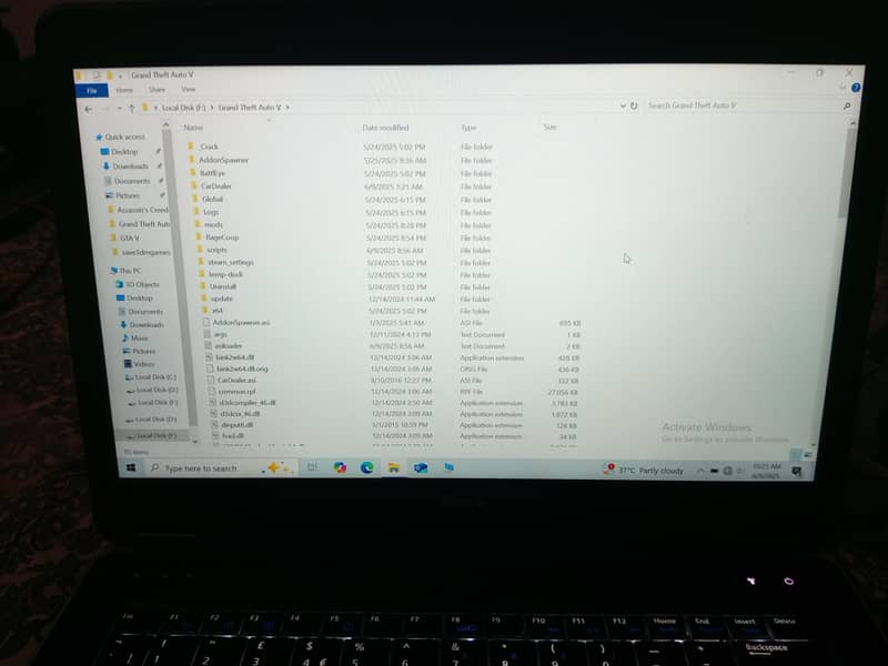 Dell Core i5 4th generation With Amd 2gb Ddr5 graphics card 6