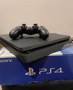 PS4 Slim 500 gb with box