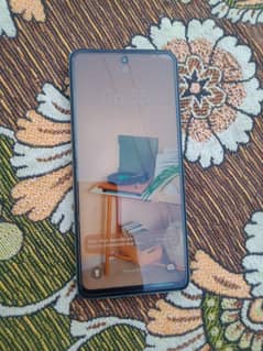 Infinix Hot 30 ,8+8/128GB,33 Watt charger